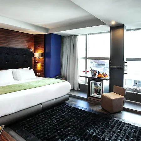 Diamond Suites, Philian And * テッサロニキ