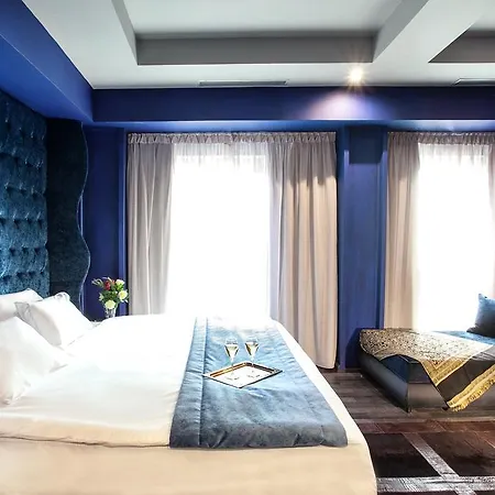 Diamond Suites, Philian And アパート