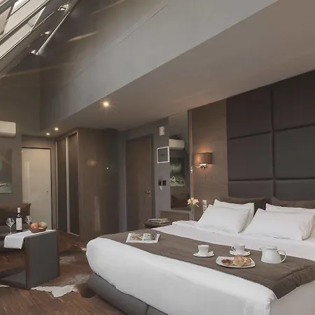 Diamond Suites, Philian And * テッサロニキ